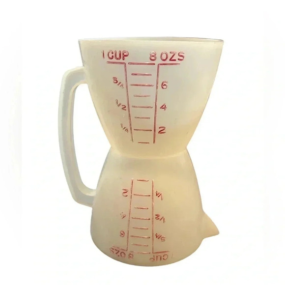 Tupperware Wet Dry 8 oz Double Measuring Cup 860 Red Letter Double Side Vintage - Picture 3 of 7